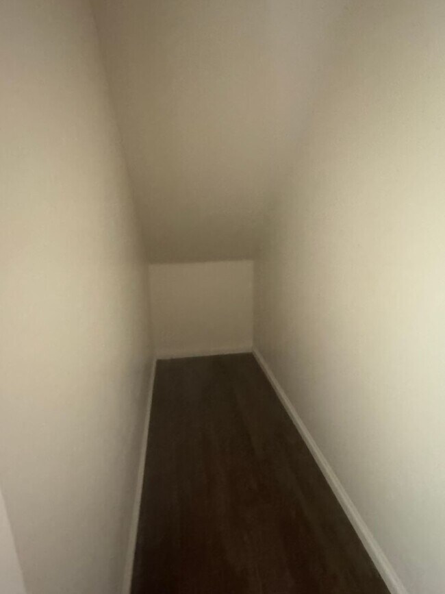 Building Photo - New construction duplex in Newcastle 3 bedroom with game room