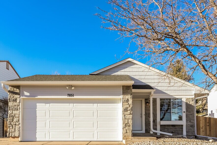 Primary Photo - 7851 Kyle Way