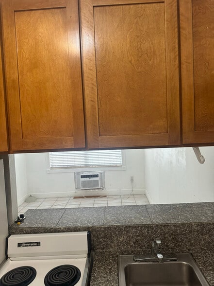 Building Photo - 384 Minorca Ave