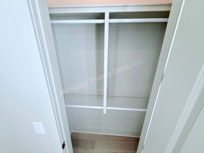 Building Photo - 3BR/3BA For Rent