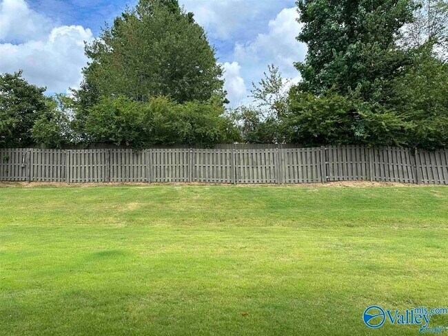 Building Photo - 127 Melbridge Dr