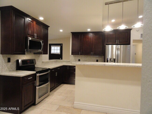 Building Photo - 2639 N 68th St