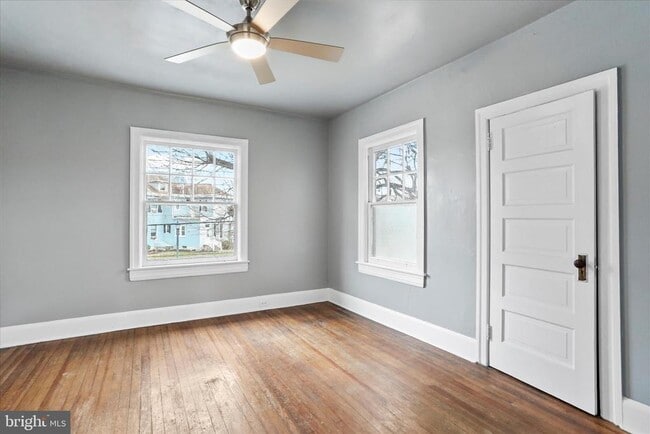 Building Photo - 1052 Edgar Ave