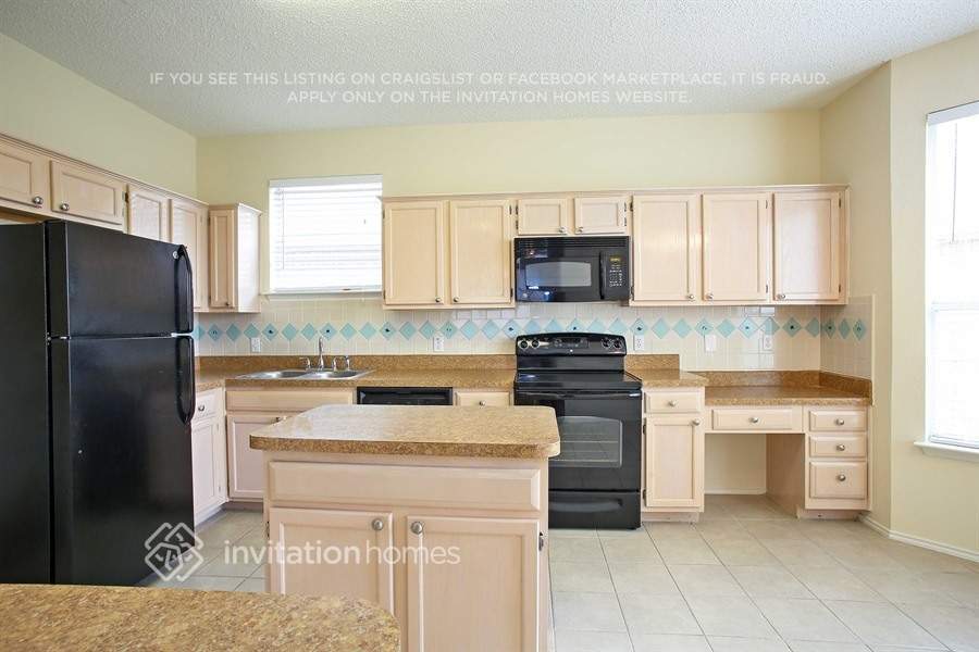 Building Photo - 7108 Indiana Ave