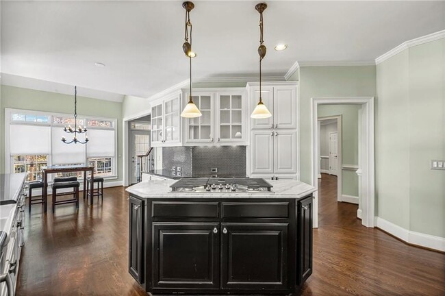 Building Photo - 445 Water Shadow Ln