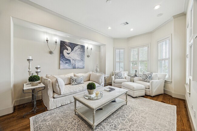 Building Photo - 3240 Bammel Ln