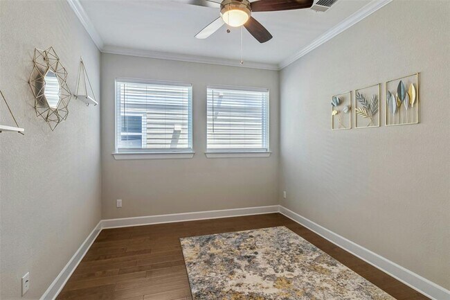 Building Photo - 283 Dayridge Dr