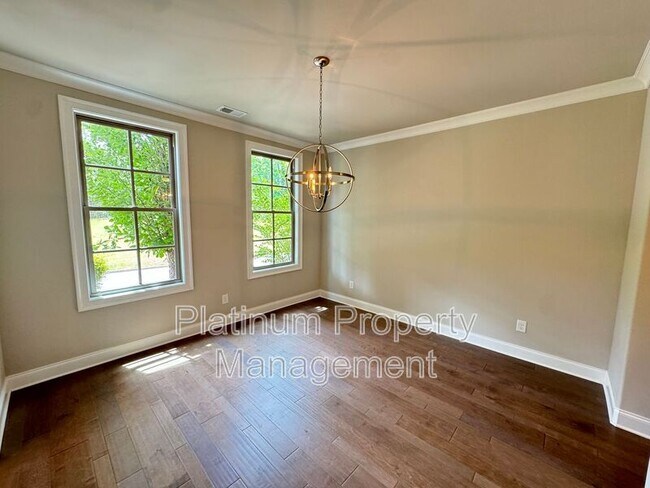 Building Photo - 931 Olmsted Ln