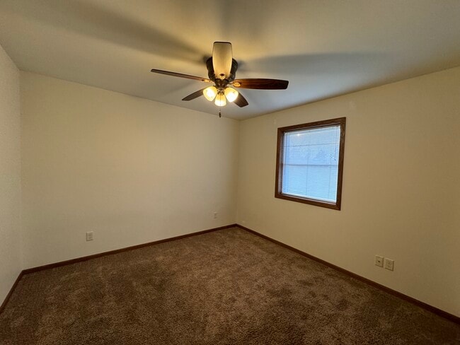 Building Photo - 4126 Mary Plz