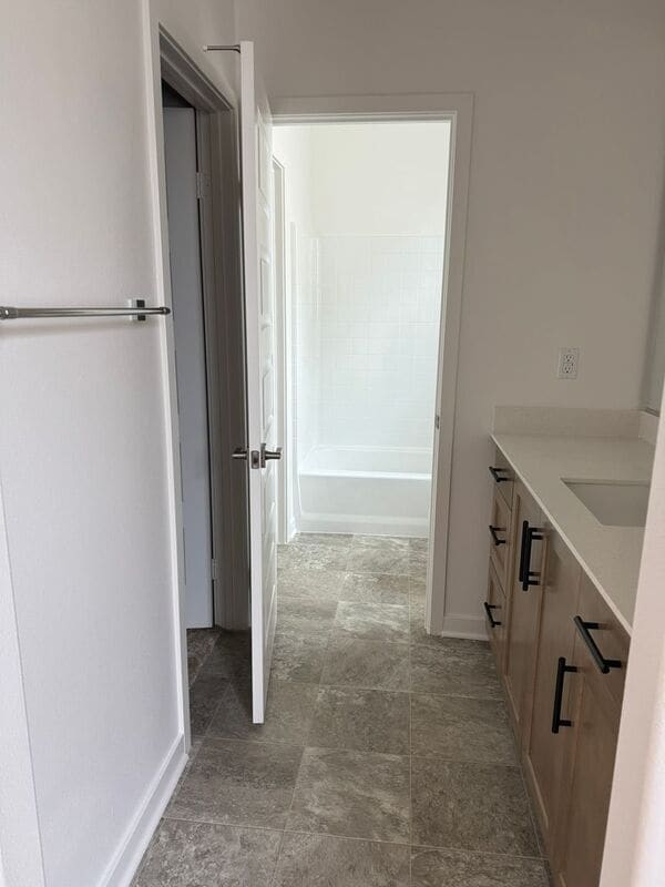 Building Photo - 13885 Sedum Ln