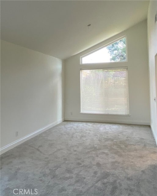 Building Photo - 43 Fortuna E