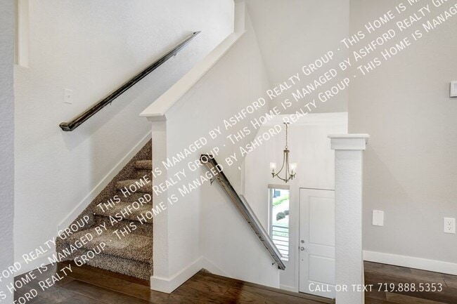 Building Photo - 6544 John Muir Trl