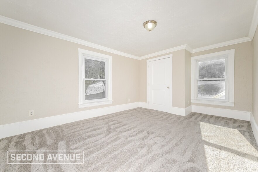 Building Photo - 8012 Elkhart St