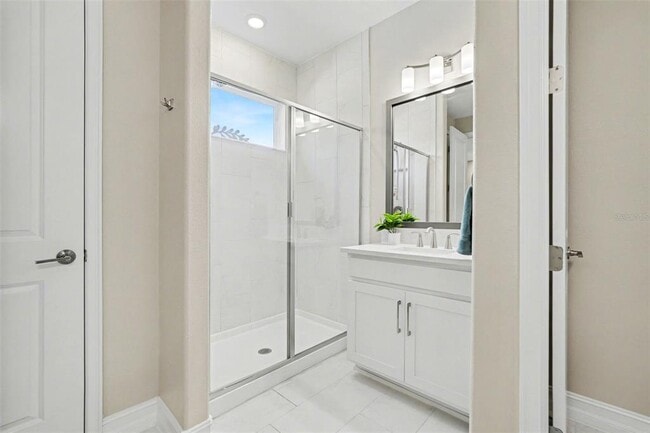 Building Photo - 5054 San Martino Dr