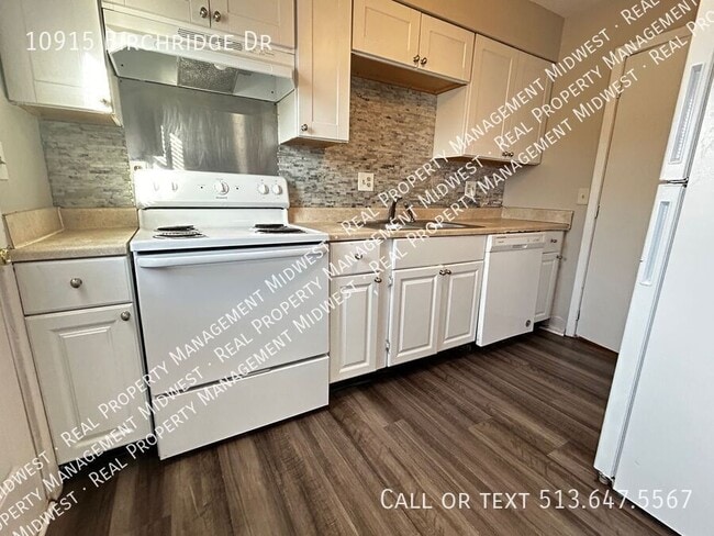 Primary Photo - 10915 Birchridge Dr