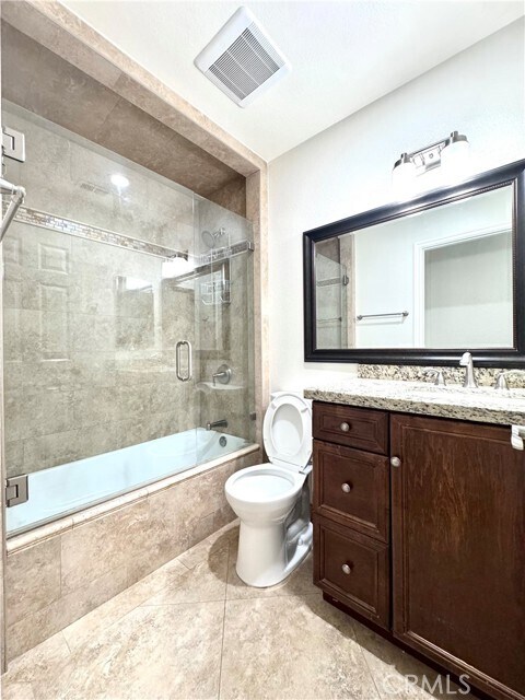 Building Photo - 27651 Soltero