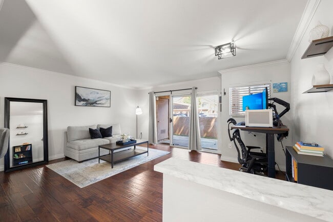 Building Photo - 15273 Maturin Dr