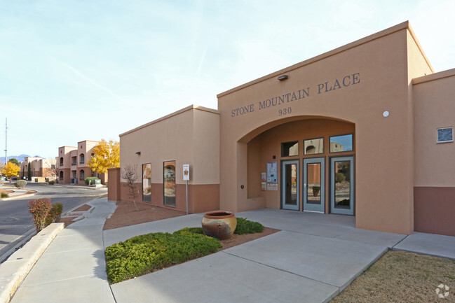 Primary Photo - Stone Mountain Place Apartments