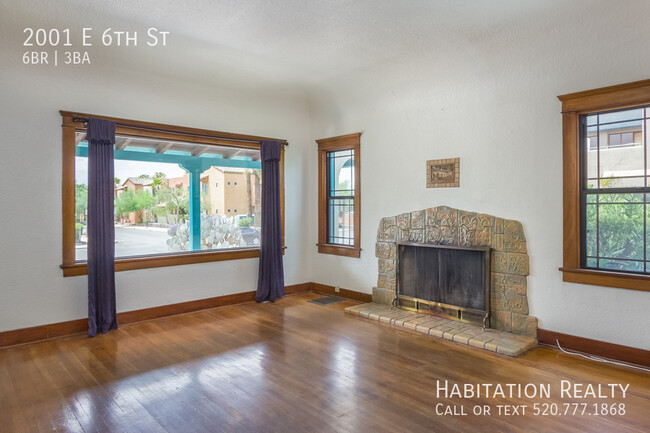 Building Photo - Sam Hughes, Spacious 6Bed/3Ba Home near th...