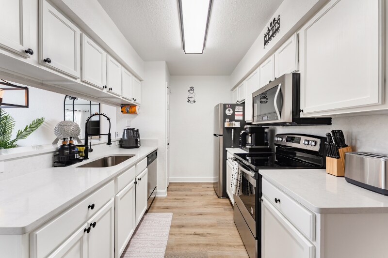 Building Photo - 2336 Prime Cir