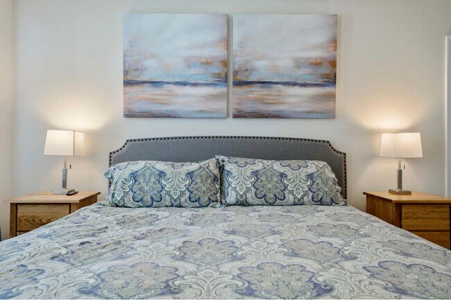 Building Photo - 155 Rossell Park Cir