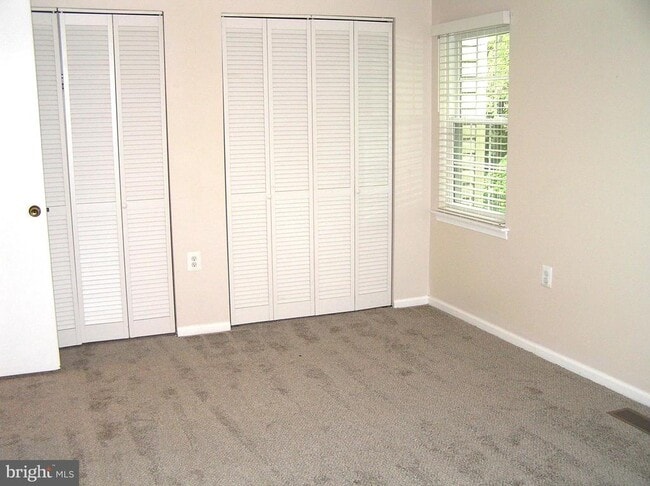Building Photo - 10053 Chestnut Wood Ln
