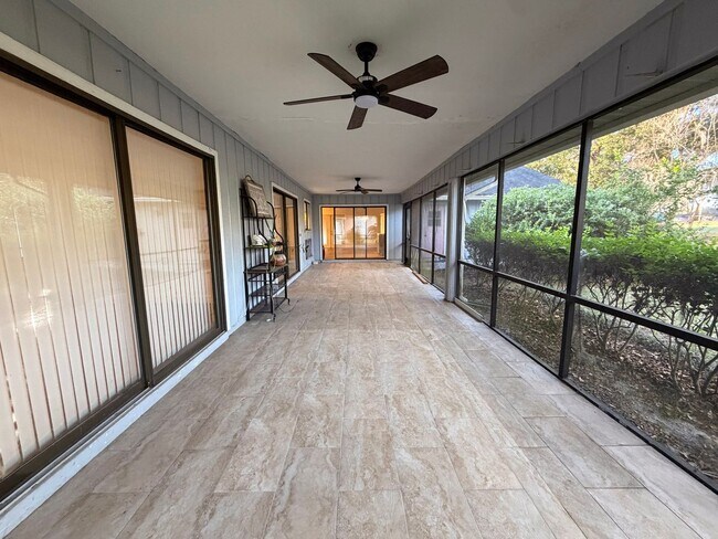 Building Photo - Pet Friendly 3BR/2BA House in Desirable Turkey Creek