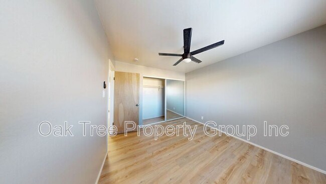 Building Photo - 2858–2860 Brookdale Ave