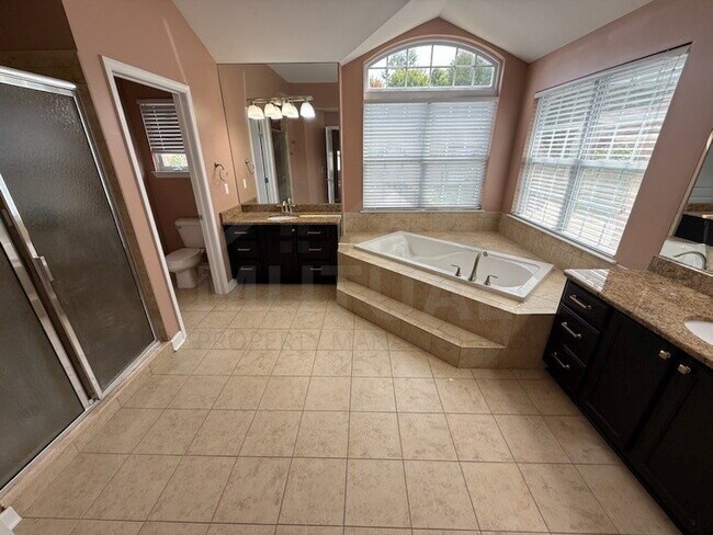 Building Photo - 26993 Maxwell Ct
