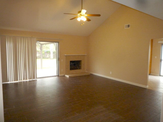 Building Photo - 26601 Avenida Deseo