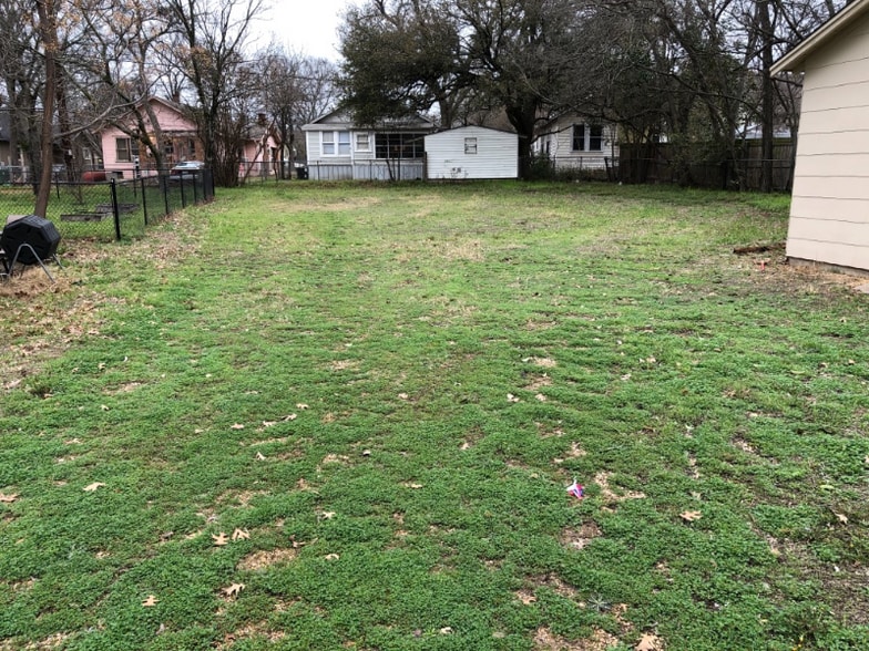 Building Photo - 2915 Grim Ave