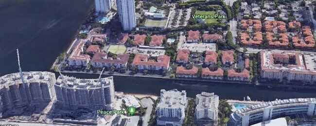 Building Photo - 3205 NE 184th St