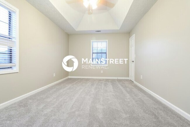 Building Photo - 3 Bedroom Pet-Friendly Home in Stone Mountain, GA with Main Street Renewal