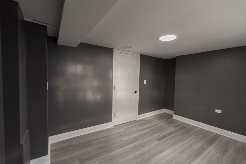 Building Photo - 4627 N Monticello Ave