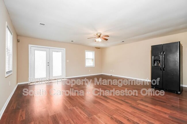 Building Photo - 6088 Bears Bluff Rd