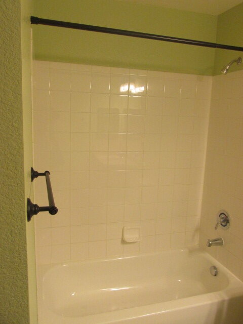 Building Photo - NEW CARPET NEW PAINT!! Clean and Bright 2BR 2BTH Condo Close To DIA. Gated Community in First Cre...