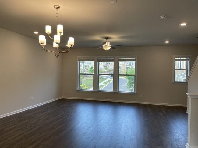Building Photo - 3400 Reagan Way