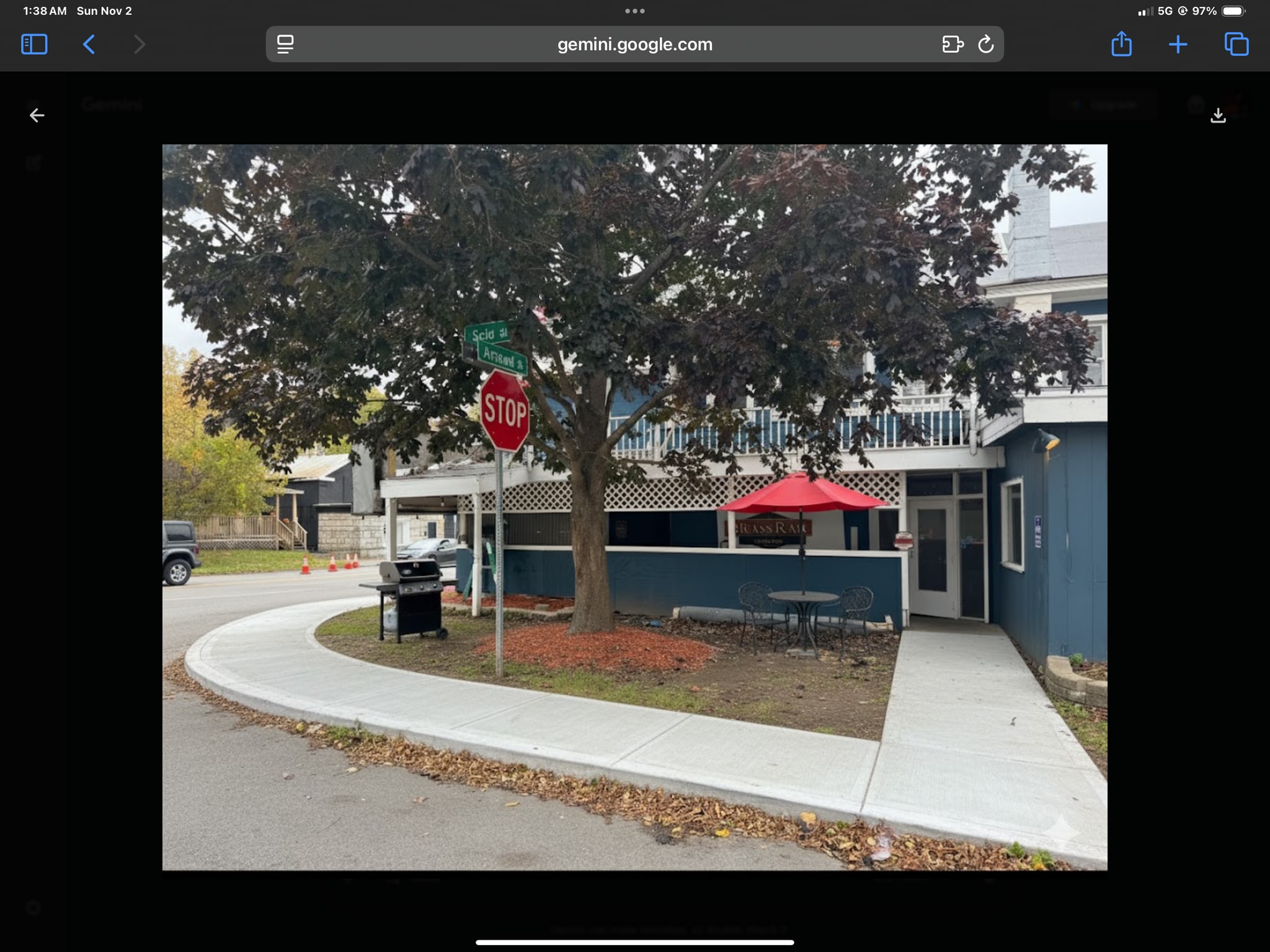 Building Photo - 536 Arsenal St