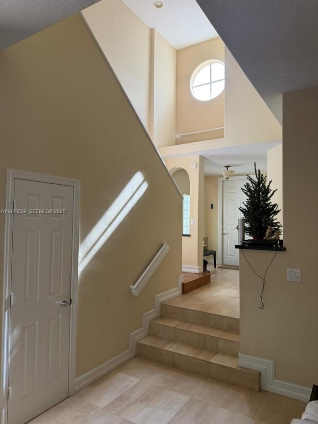 Building Photo - 3085 NE 208th Terrace