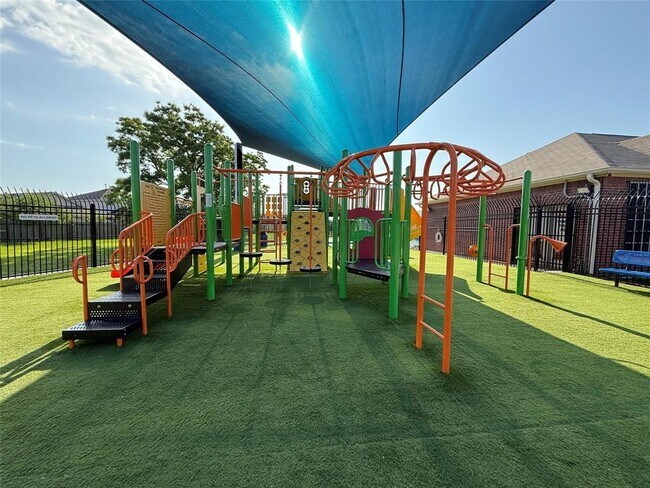 Building Photo - 15422 Bosque Viejo Trl