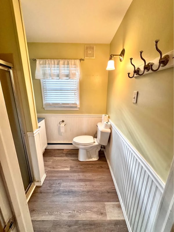 Building Photo - 3 Clover Ln