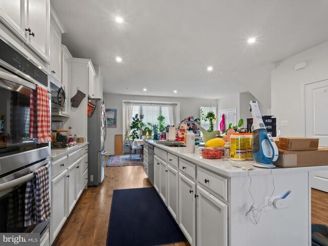 Building Photo - 9508 Townfield Pl