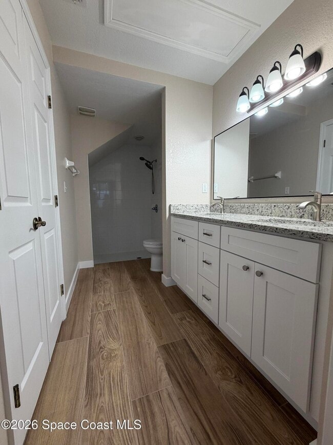 Building Photo - 105 Turpial Way