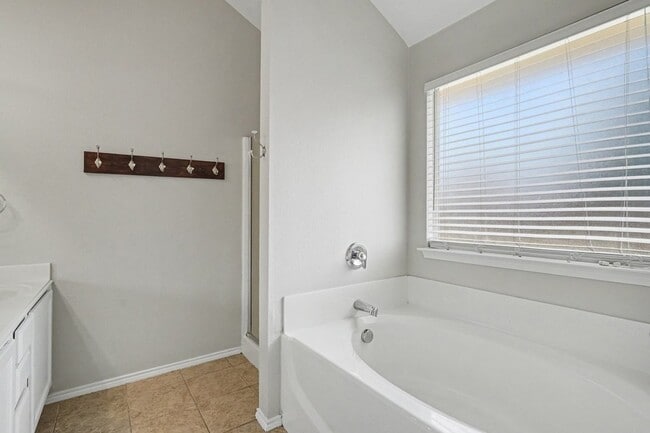 Building Photo - 2073 Joyner Ranch Rd