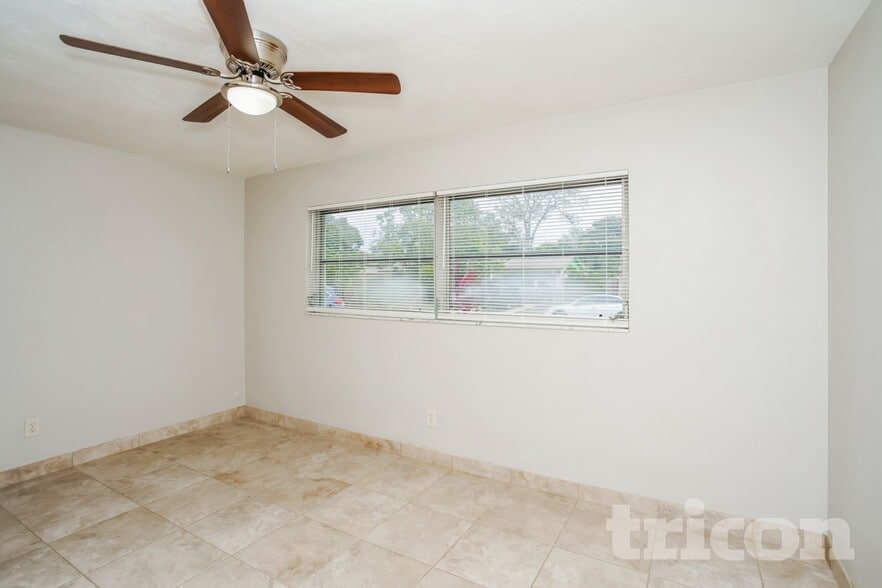 Building Photo - 6338 21st St N