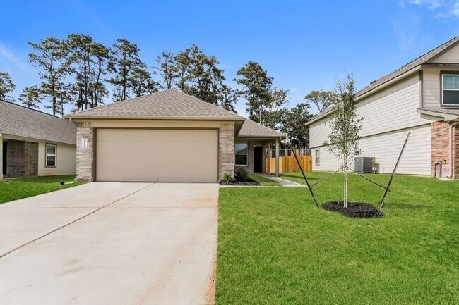 Primary Photo - 222 Blue Crane St