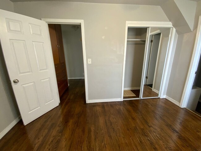 Building Photo - 3 bedroom 2 bath with bonus rooms - Bethany Schools!