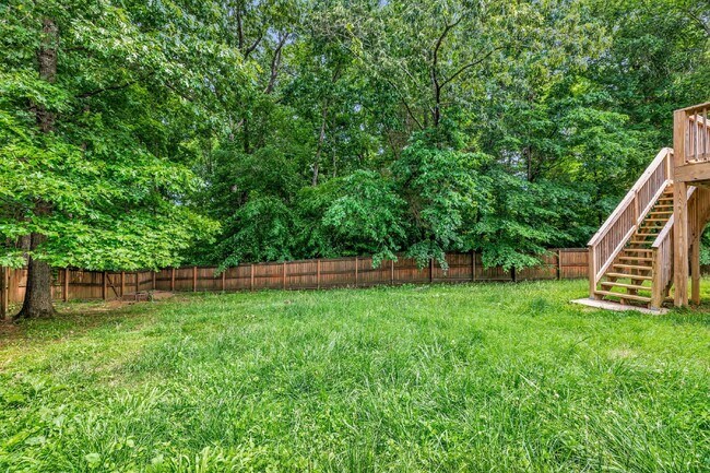 Building Photo - 2701 Hidden Ridge Ct