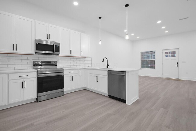 Building Photo - 936 Wagner St