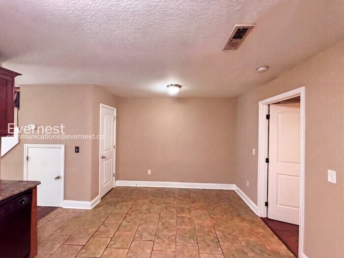 Building Photo - 80 Brown Estates Dr